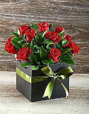 Kare Kutuda 11 K�rm�z� G�l